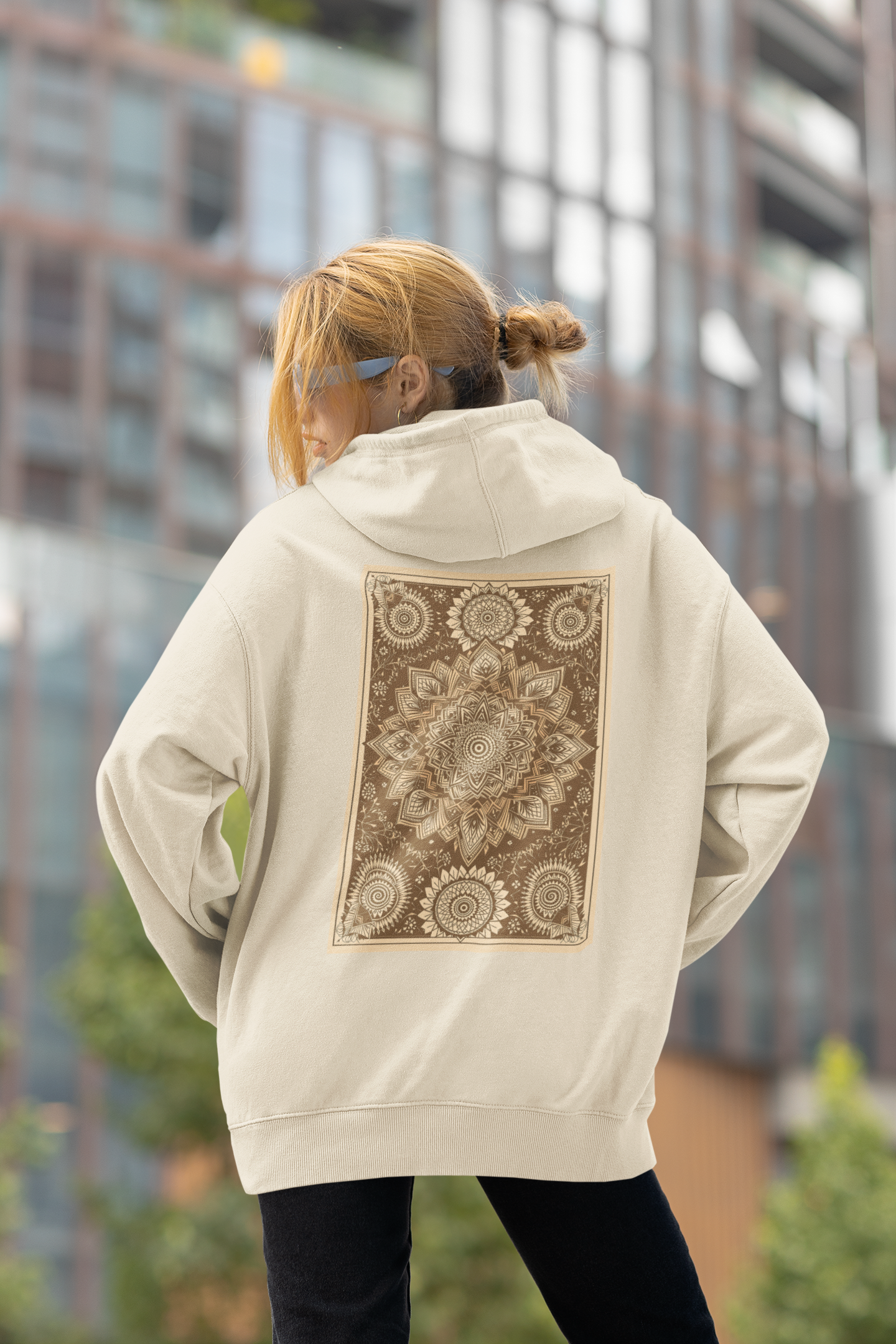 SUDADERA CON CAPUCHA BACHIRI® - Luxo project®